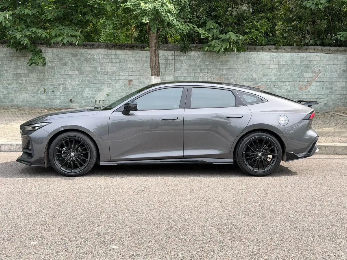 2023 ChangAn UNI-V 1.5T 188HP L4 7DCT,autocango,china used car exporter,china ev exporter,chinese used car exporter,chinese used ev exporter