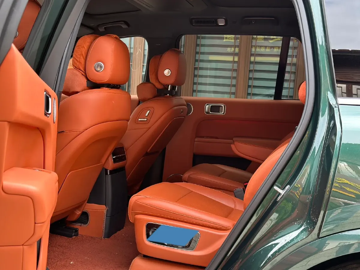 2022 Li L9 Range Extended 154HP REEV 42.6KWH,autocango,china used car exporter,china ev exporter,chinese used car exporter,chinese used ev exporter