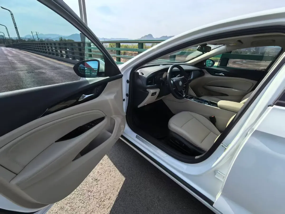 2020 Buick Regal 1.5T 169HP L4 9AT,autocango,china used car exporter,china ev exporter,chinese used car exporter,chinese used ev exporter