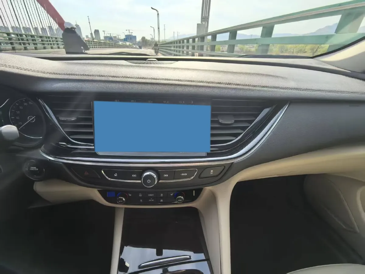 2020 Buick Regal 1.5T 169HP L4 9AT,autocango,china used car exporter,china ev exporter,chinese used car exporter,chinese used ev exporter