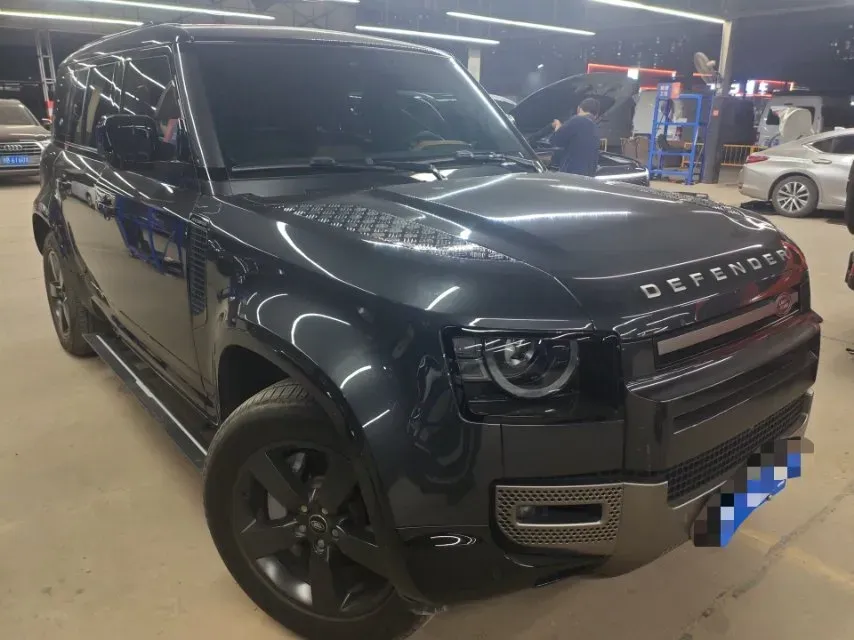 2024 Land Rover Defender 3.0T 400HP L6 8AT,autocango,china used car exporter,china ev exporter,chinese used car exporter,chinese used ev exporter