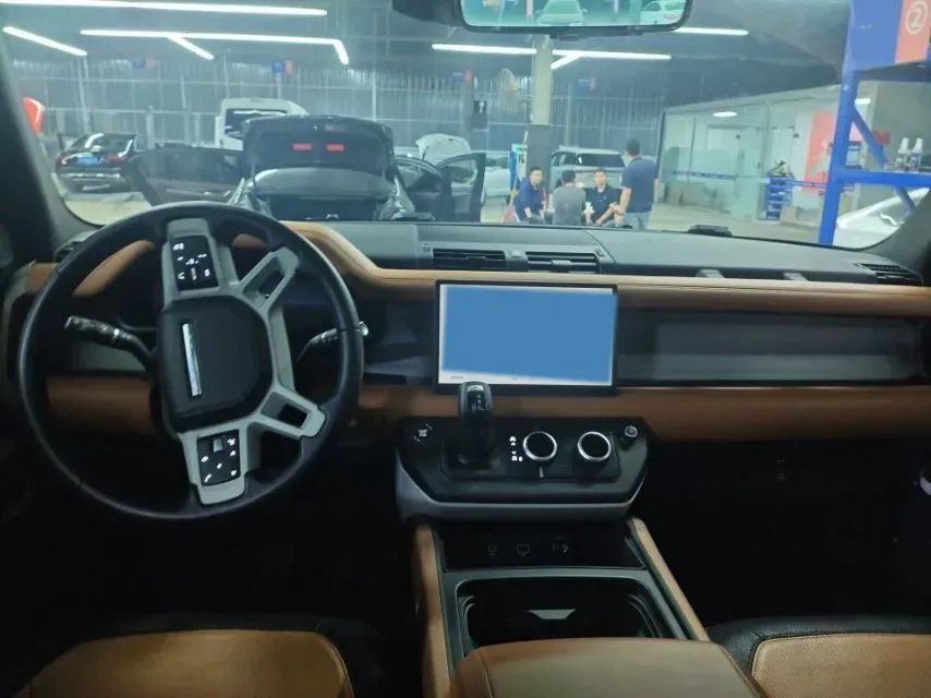 2024 Land Rover Defender 3.0T 400HP L6 8AT,autocango,china used car exporter,china ev exporter,chinese used car exporter,chinese used ev exporter