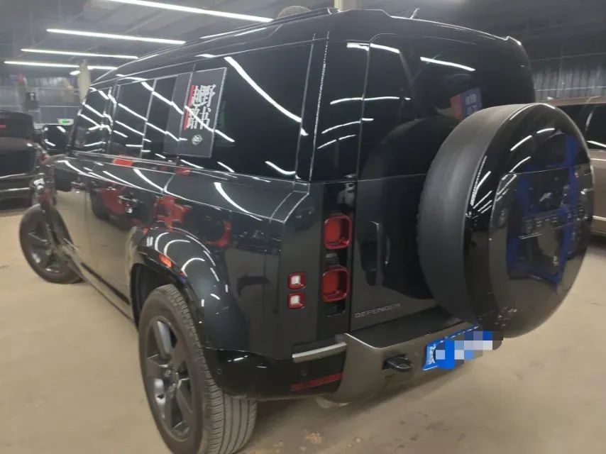 2024 Land Rover Defender 3.0T 400HP L6 8AT,autocango,china used car exporter,china ev exporter,chinese used car exporter,chinese used ev exporter