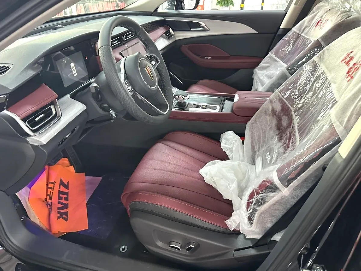 2025 HongQi H5 1.5T 169HP L4 7DCT,autocango,china used car exporter,china ev exporter,chinese used car exporter,chinese used ev exporter