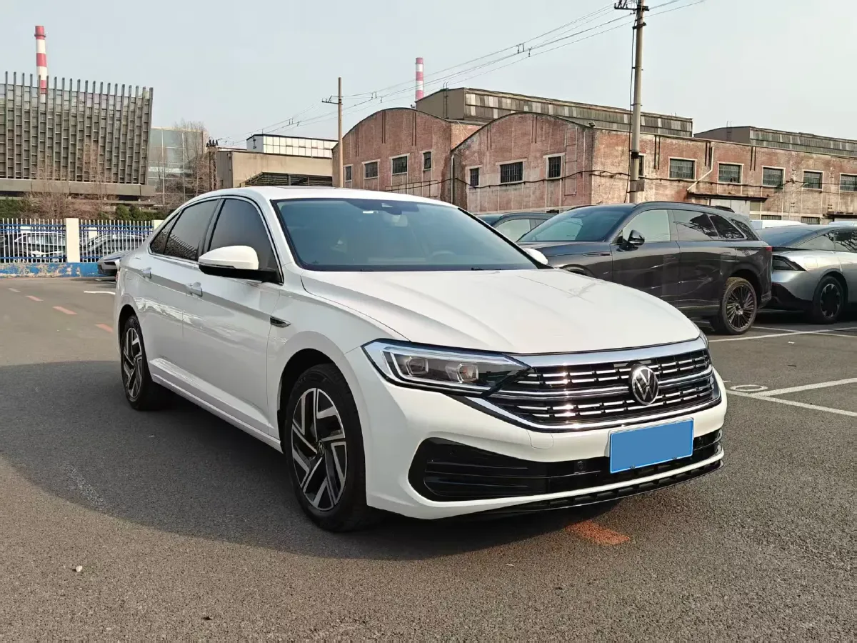 2023 Volkswagen Sagitar 1.5T 160HP L4 7DCT,autocango,china used car exporter,china ev exporter,chinese used car exporter,chinese used ev exporter