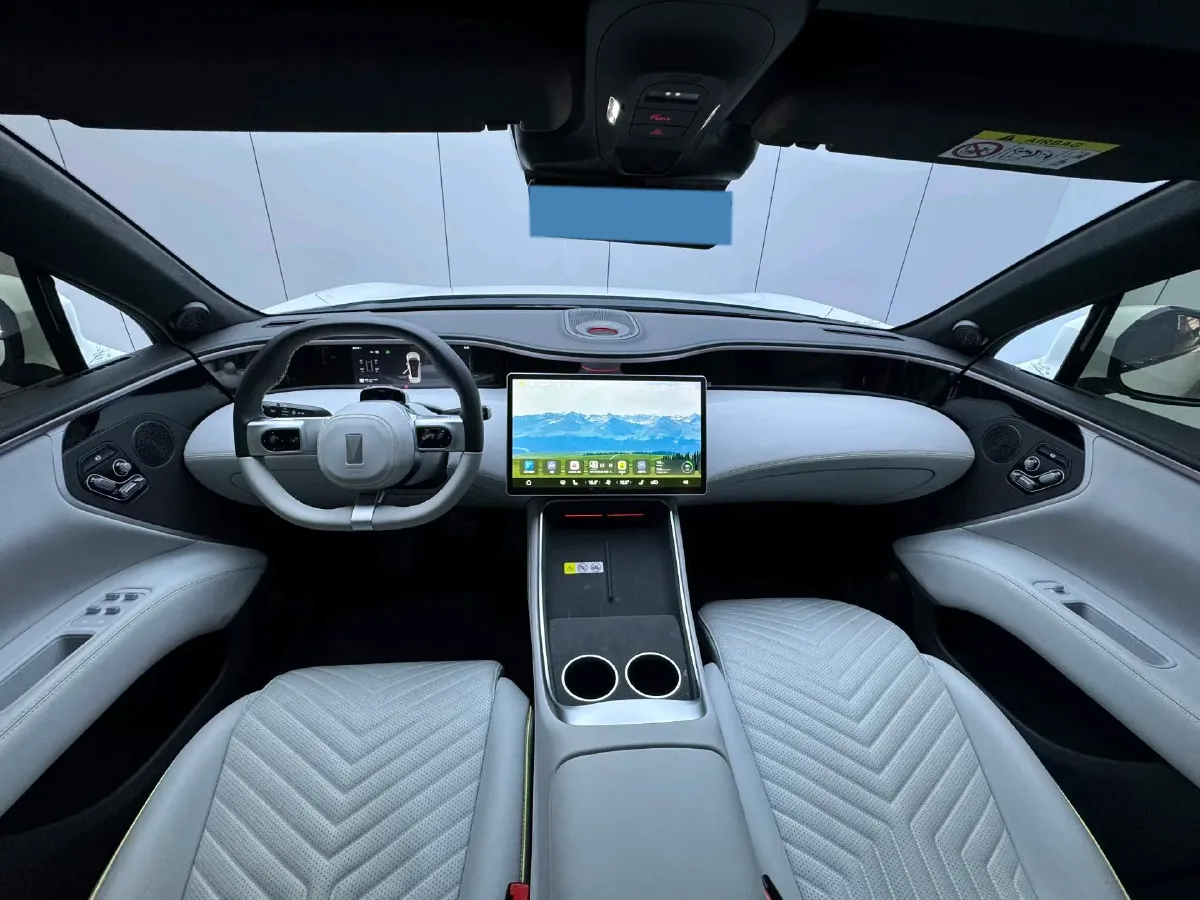 2025 Avatr 11 BEV,autocango,china used car exporter,china ev exporter,chinese used car exporter,chinese used ev exporter