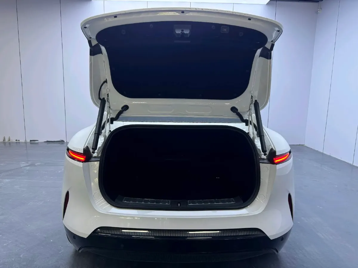 2025 Avatr 11 BEV,autocango,china used car exporter,china ev exporter,chinese used car exporter,chinese used ev exporter