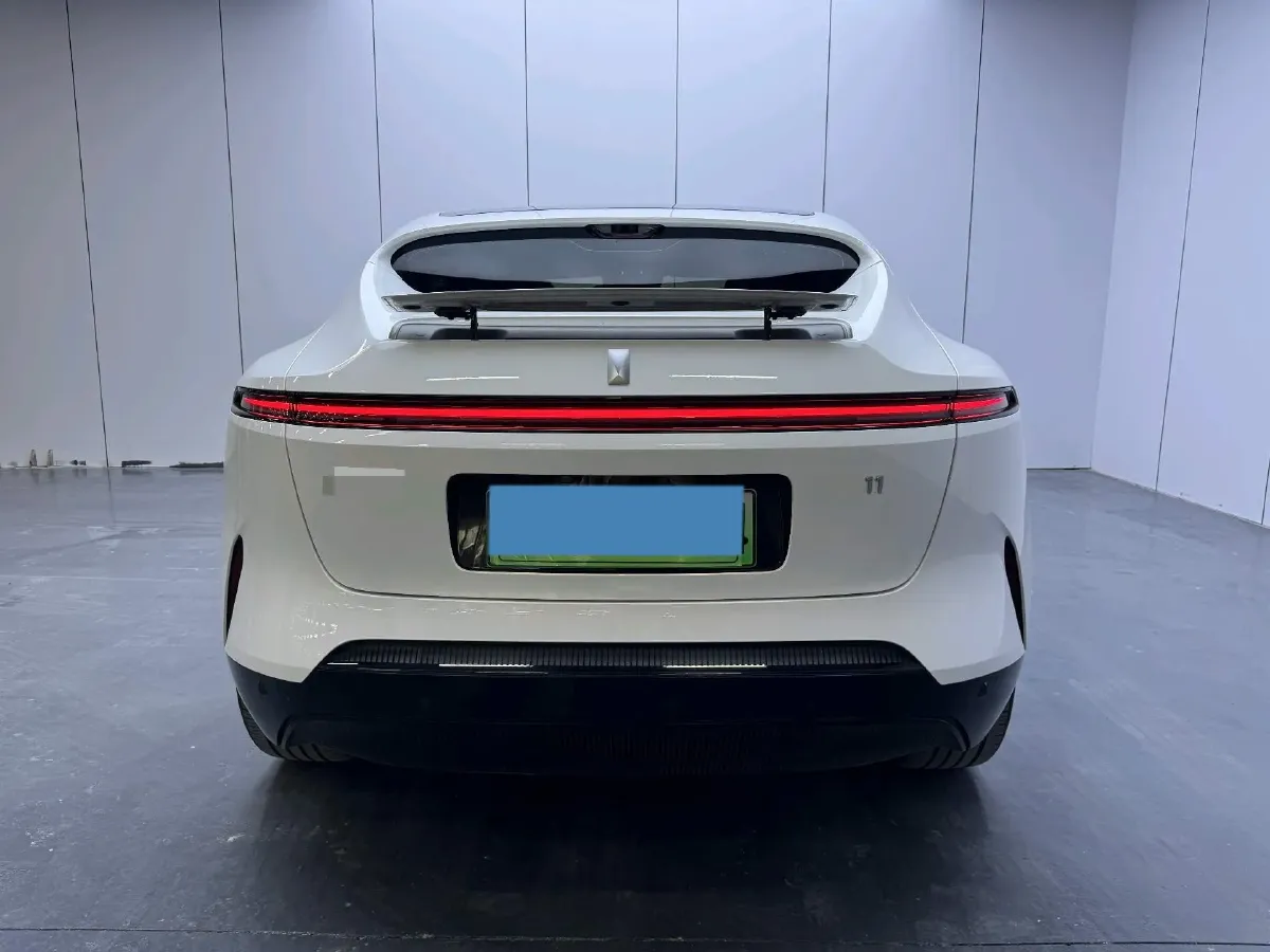 2025 Avatr 11 BEV,autocango,china used car exporter,china ev exporter,chinese used car exporter,chinese used ev exporter