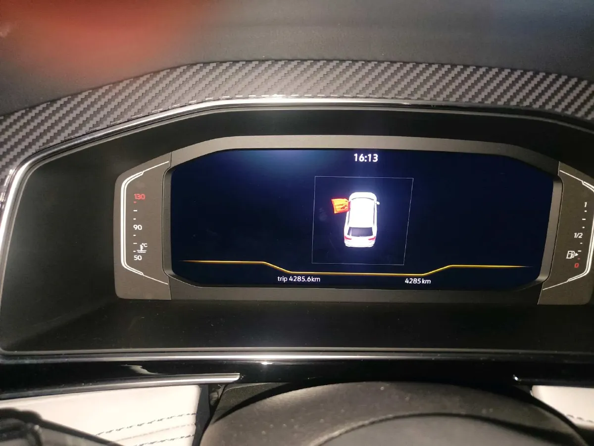2024 Volkswagen Tiguan L 2.0T 186HP L4 7DCT,autocango,china used car exporter,china ev exporter,chinese used car exporter,chinese used ev exporter
