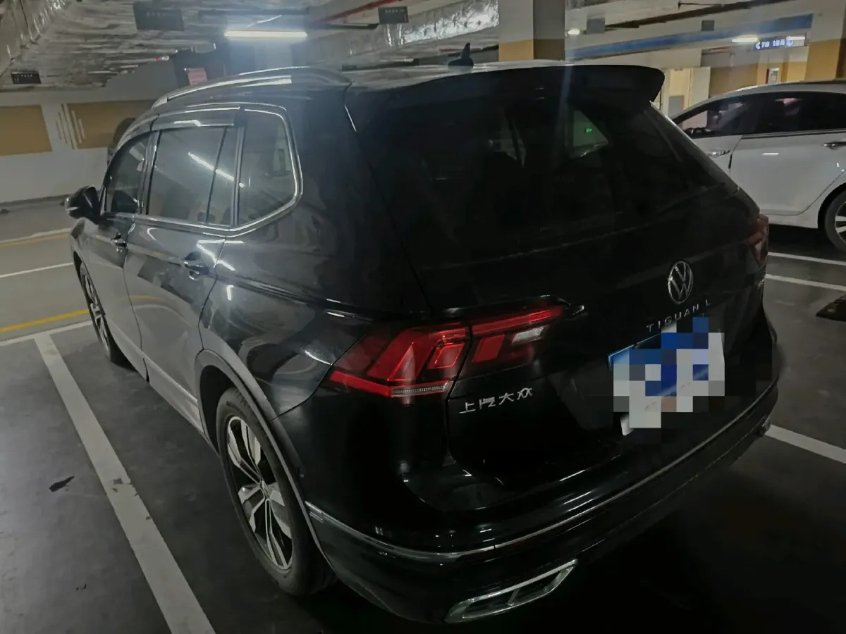 2024 Volkswagen Tiguan L 2.0T 186HP L4 7DCT,autocango,china used car exporter,china ev exporter,chinese used car exporter,chinese used ev exporter