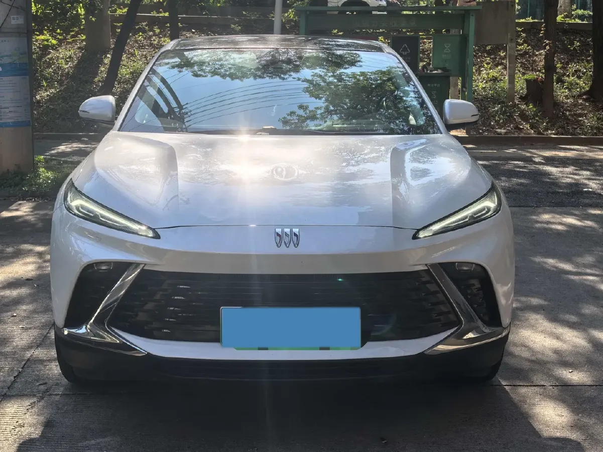 2023 Roewe F7 BEV 64KWH,autocango,china used car exporter,china ev exporter,chinese used car exporter,chinese used ev exporter