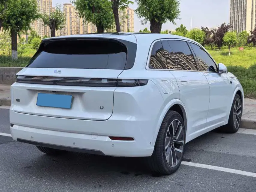 2024 Li L8 Range Extended 154HP REEV 52.3KWH,autocango,china used car exporter,china ev exporter,chinese used car exporter,chinese used ev exporter