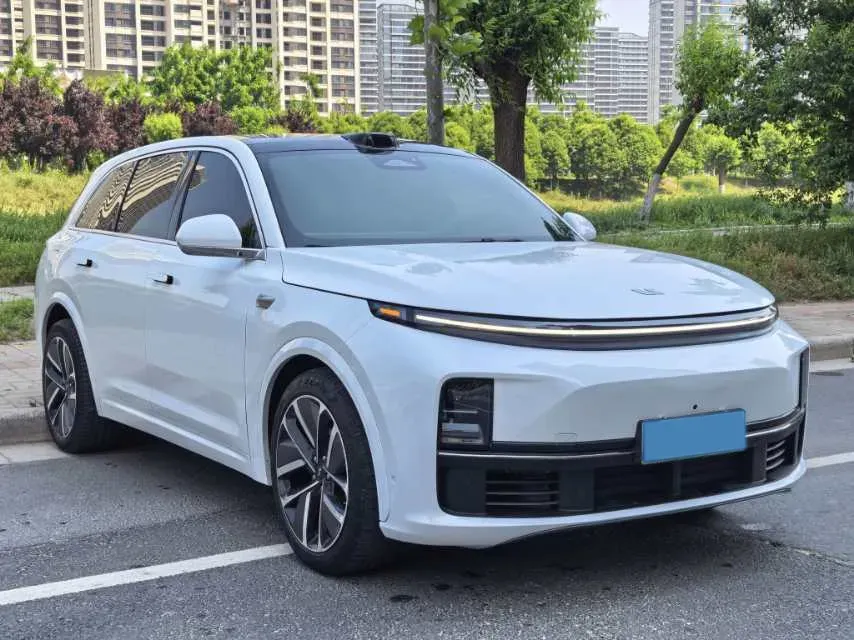 2024 Li L8 Range Extended 154HP REEV 52.3KWH,autocango,china used car exporter,china ev exporter,chinese used car exporter,chinese used ev exporter