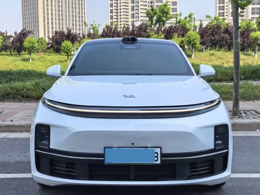 2024 Li L8 Range Extended 154HP REEV 52.3KWH,autocango,china used car exporter,china ev exporter,chinese used car exporter,chinese used ev exporter