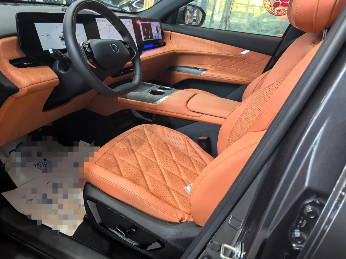 2025 ChangAn CS75 Plus 2.0T 233HP L4 8AT,autocango,china used car exporter,china ev exporter,chinese used car exporter,chinese used ev exporter