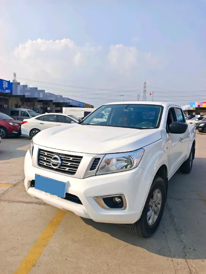 2021 Nissan Navara 2.5L 193HP L4 6MT,autocango,china used car exporter,china ev exporter,chinese used car exporter,chinese used ev exporter