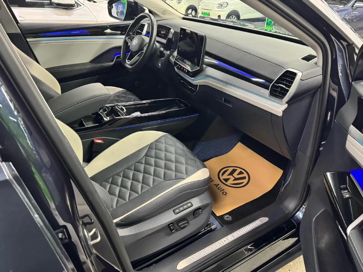 2022 ARCFOX αT BEV 94.5KWH,autocango,china used car exporter,china ev exporter,chinese used car exporter,chinese used ev exporter