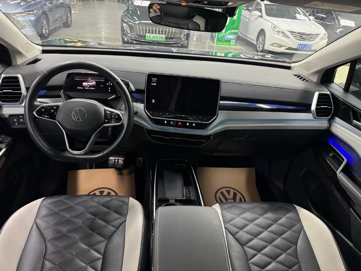 2022 ARCFOX αT BEV 94.5KWH,autocango,china used car exporter,china ev exporter,chinese used car exporter,chinese used ev exporter