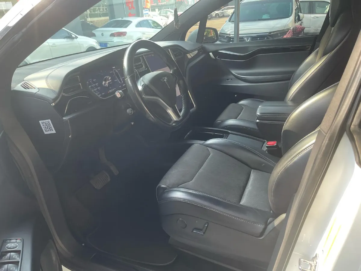 2017 Tesla Model X BEV 100KWH,autocango,china used car exporter,china ev exporter,chinese used car exporter,chinese used ev exporter