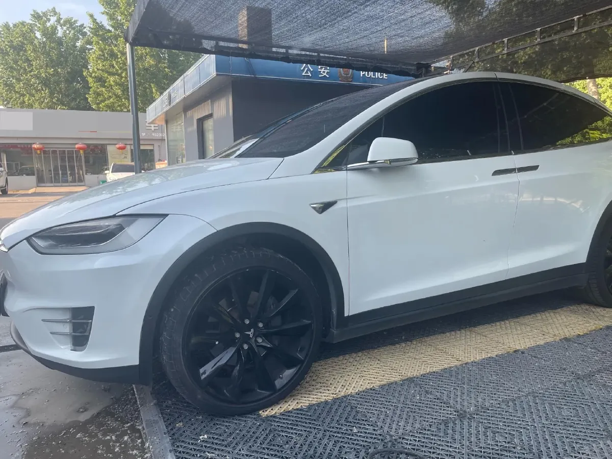 2017 Tesla Model X BEV 100KWH,autocango,china used car exporter,china ev exporter,chinese used car exporter,chinese used ev exporter