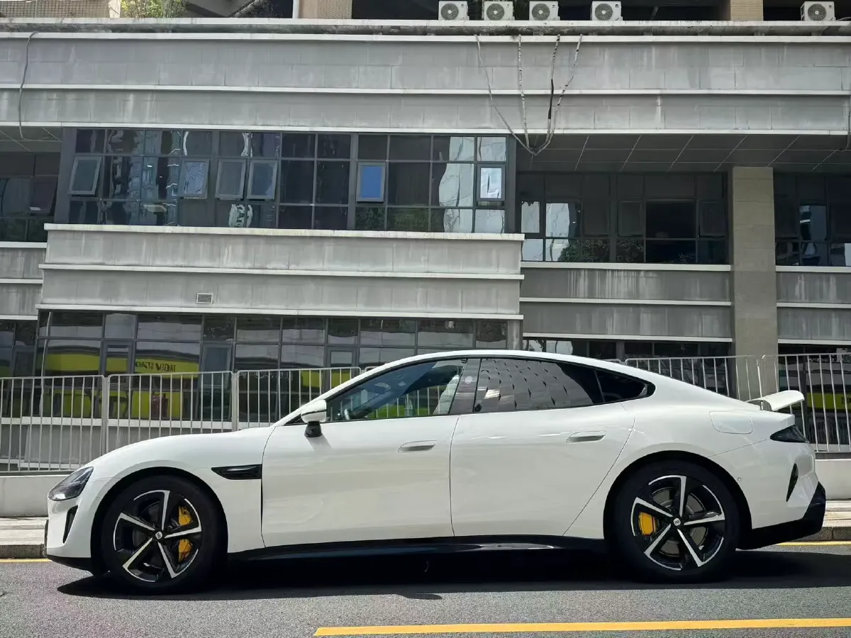 2024 MI SU7 BEV 101KWH,autocango,china used car exporter,china ev exporter,chinese used car exporter,chinese used ev exporter