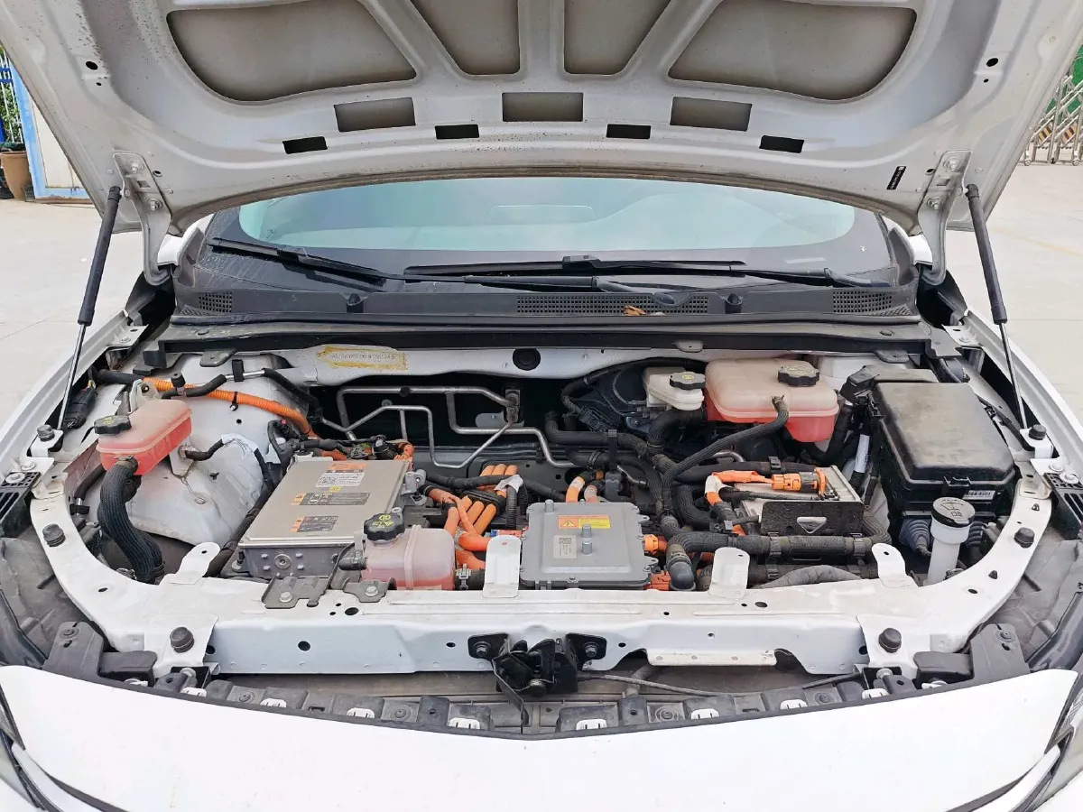 2023 Buick Velite 6 BEV 50.3KWH,autocango,china used car exporter,china ev exporter,chinese used car exporter,chinese used ev exporter