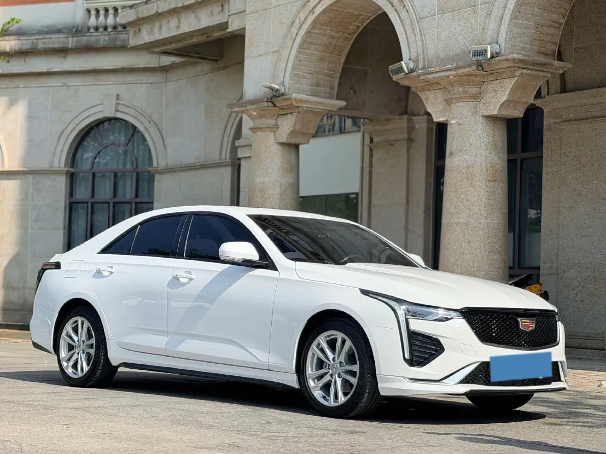 2021 Cadillac CT4 2.0T 237HP L4 8AT,autocango,china used car exporter,china ev exporter,chinese used car exporter,chinese used ev exporter
