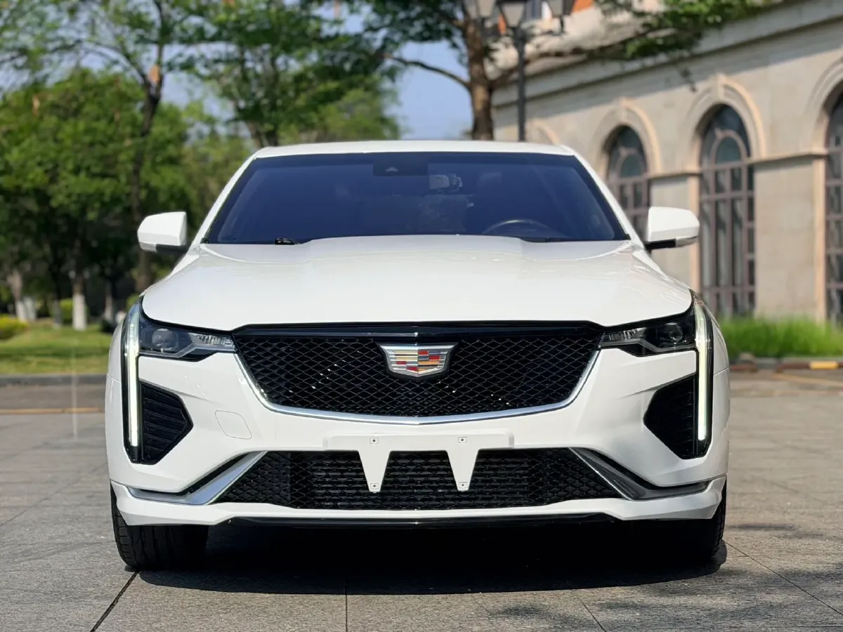 2021 Cadillac CT4 2.0T 237HP L4 8AT,autocango,china used car exporter,china ev exporter,chinese used car exporter,chinese used ev exporter