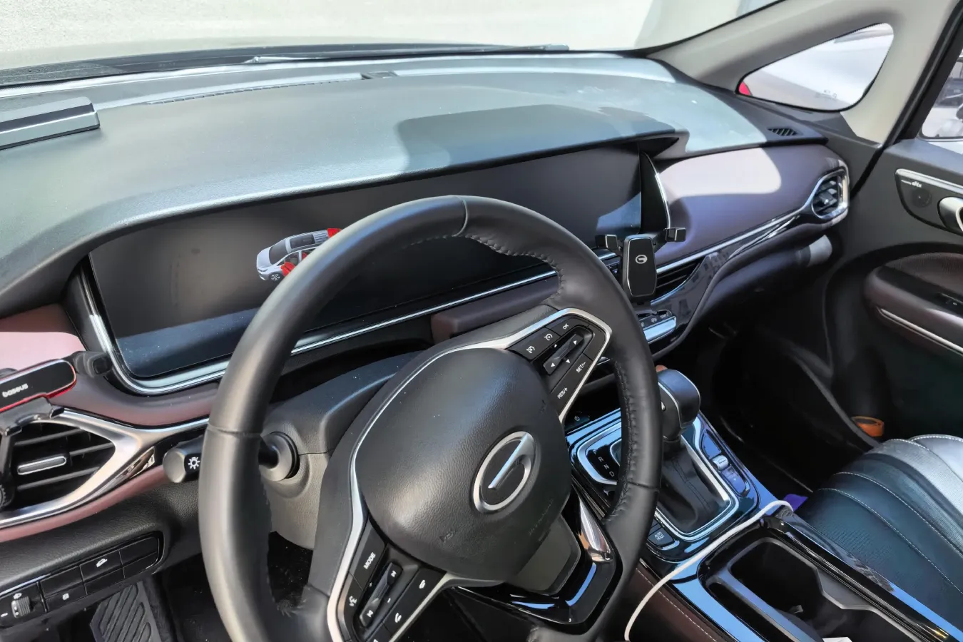 2023 GAC Trumpchi M6 1.5T 177HP L4 7DCT,autocango,china used car exporter,china ev exporter,chinese used car exporter,chinese used ev exporter
