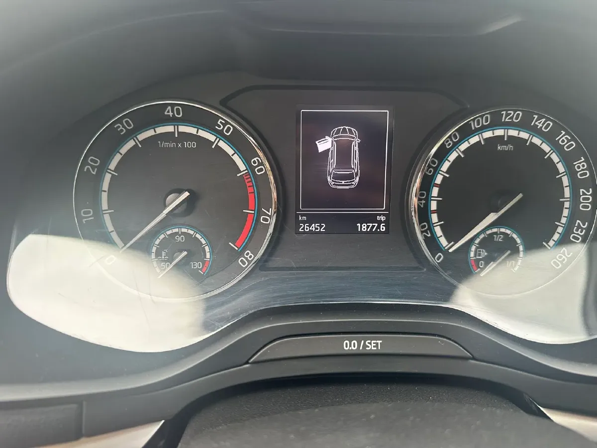 2019 Skoda Karoq 1.4T 150HP L4 7DCT,autocango,china used car exporter,china ev exporter,chinese used car exporter,chinese used ev exporter