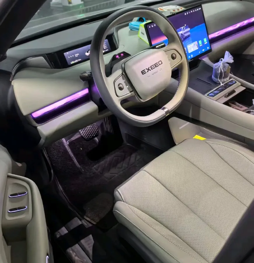 2025 Exceed Sterra ES REEV 156HP REEV 34.7KWH,autocango,china used car exporter,china ev exporter,chinese used car exporter,chinese used ev exporter