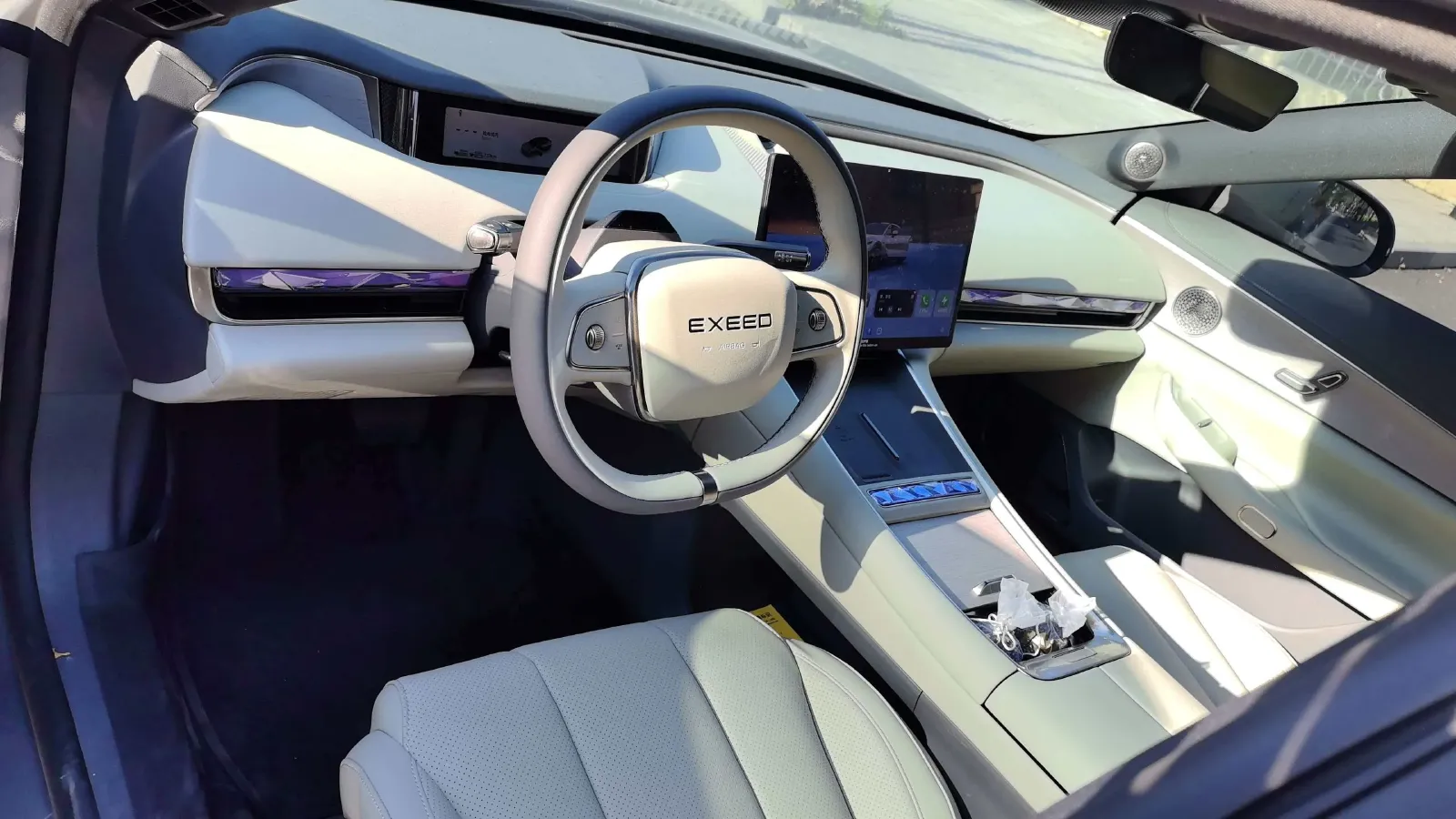 2025 Exceed Sterra ES REEV 156HP REEV 34.7KWH,autocango,china used car exporter,china ev exporter,chinese used car exporter,chinese used ev exporter