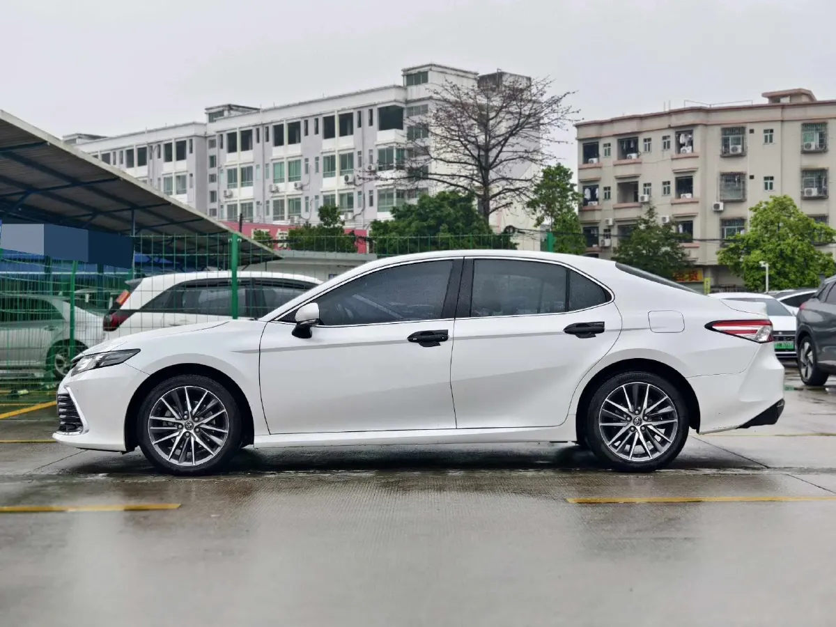 2021 Toyota Camry 2.5L 209HP L4 8AT,autocango,china used car exporter,china ev exporter,chinese used car exporter,chinese used ev exporter