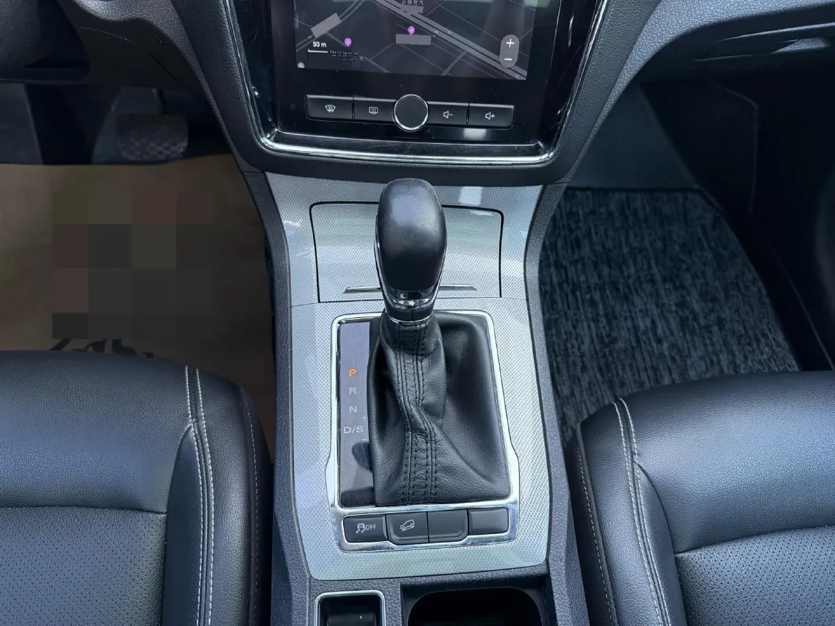 2018 Roewe RX5 1.5T 169HP L4 7DCT,autocango,china used car exporter,china ev exporter,chinese used car exporter,chinese used ev exporter