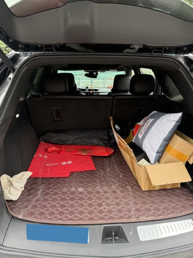 2022 Cadillac XT5 2.0T 237HP L4 9AT,autocango,china used car exporter,china ev exporter,chinese used car exporter,chinese used ev exporter