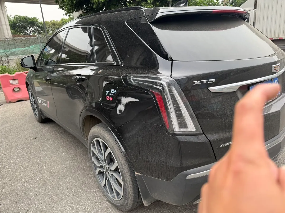 2022 Cadillac XT5 2.0T 237HP L4 9AT,autocango,china used car exporter,china ev exporter,chinese used car exporter,chinese used ev exporter