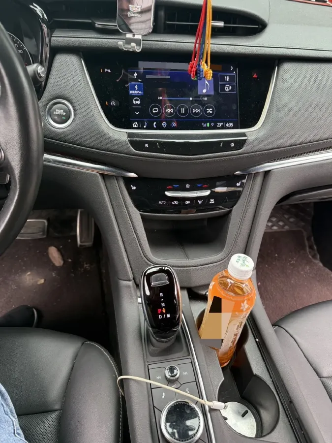 2022 Cadillac XT5 2.0T 237HP L4 9AT,autocango,china used car exporter,china ev exporter,chinese used car exporter,chinese used ev exporter