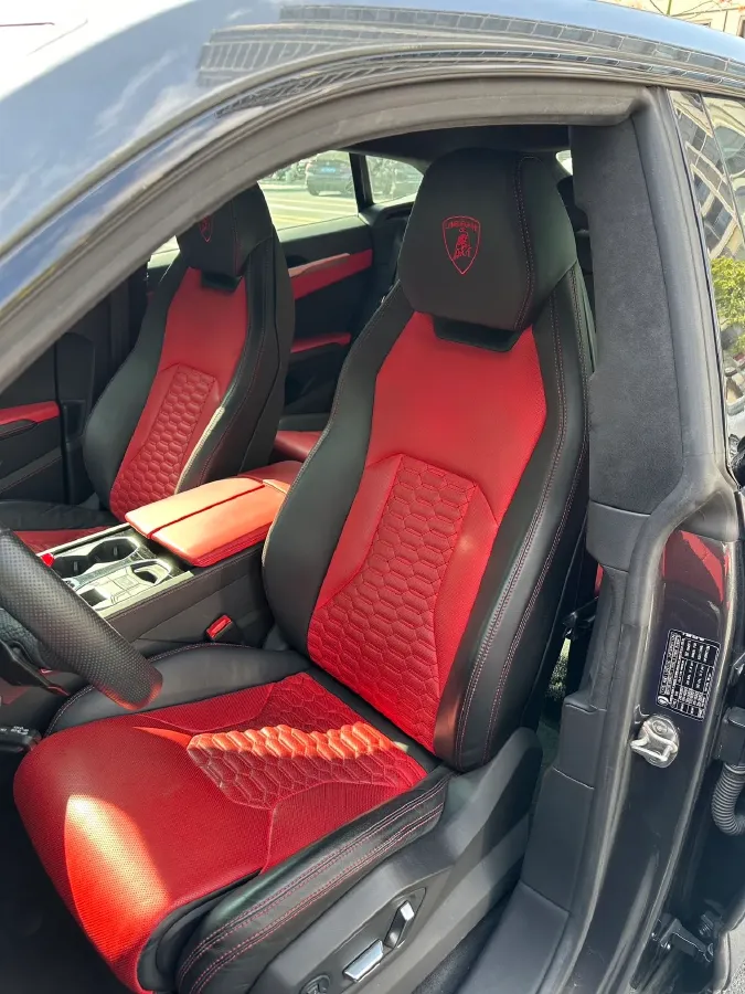 2021 Lamborghini Urus 4.0T 641HP V8 8AT,autocango,china used car exporter,china ev exporter,chinese used car exporter,chinese used ev exporter