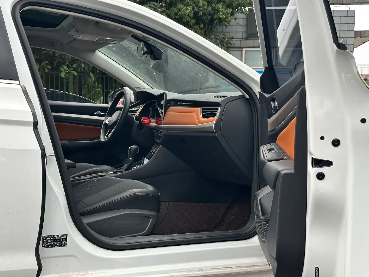 2023 Volkswagen Bora 1.2T 116HP L4 7DCT,autocango,china used car exporter,china ev exporter,chinese used car exporter,chinese used ev exporter