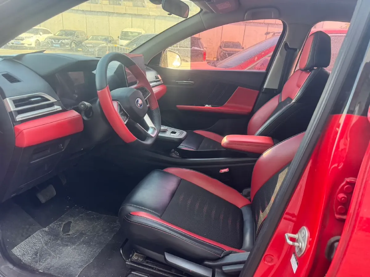 2021 MG Pilot 1.5T 173HP L4 7DCT,autocango,china used car exporter,china ev exporter,chinese used car exporter,chinese used ev exporter