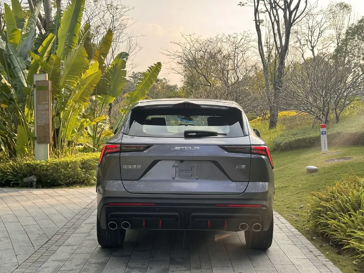 2022 Jetour DASHING 1.6T 197HP L4 7DCT,autocango,china used car exporter,china ev exporter,chinese used car exporter,chinese used ev exporter