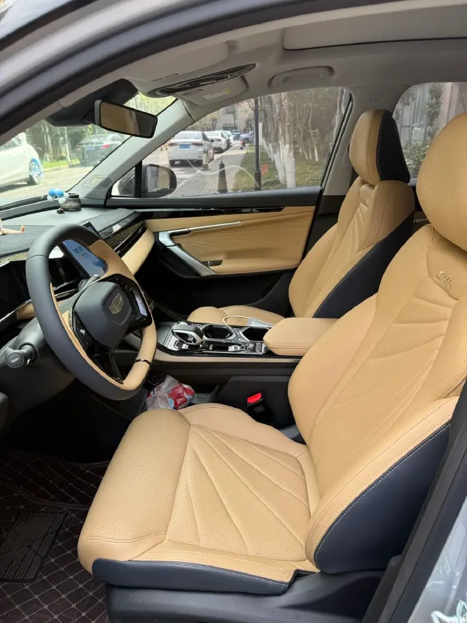 2023 Geely StarRay 1.5T 181HP L4 7DCT,autocango,china used car exporter,china ev exporter,chinese used car exporter,chinese used ev exporter
