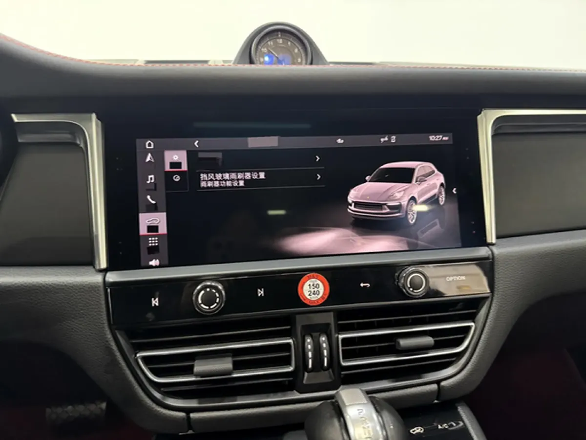 2022 Porsche Macan 2.0T 265HP L4 7DCT,autocango,china used car exporter,china ev exporter,chinese used car exporter,chinese used ev exporter