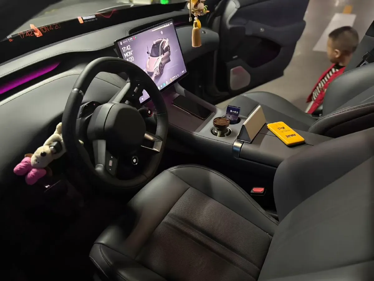 2025 MI YU7 BEV 96.3KWH,autocango,china used car exporter,china ev exporter,chinese used car exporter,chinese used ev exporter