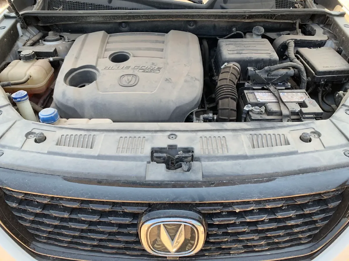 2021 ChangAn CS75 1.5T 178HP L4 7DCT,autocango,china used car exporter,china ev exporter,chinese used car exporter,chinese used ev exporter