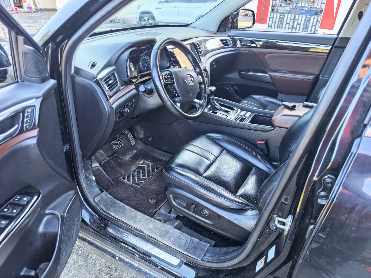 2017 GAC Trumpchi GS8 2.0T 201HP L4 6AT,autocango,china used car exporter,china ev exporter,chinese used car exporter,chinese used ev exporter