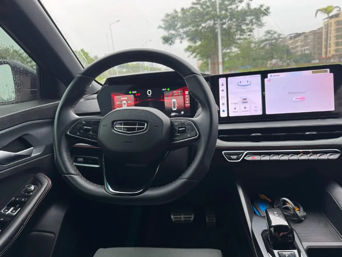 2022 Geely Binray 1.5T 181HP L4 7DCT,autocango,china used car exporter,china ev exporter,chinese used car exporter,chinese used ev exporter