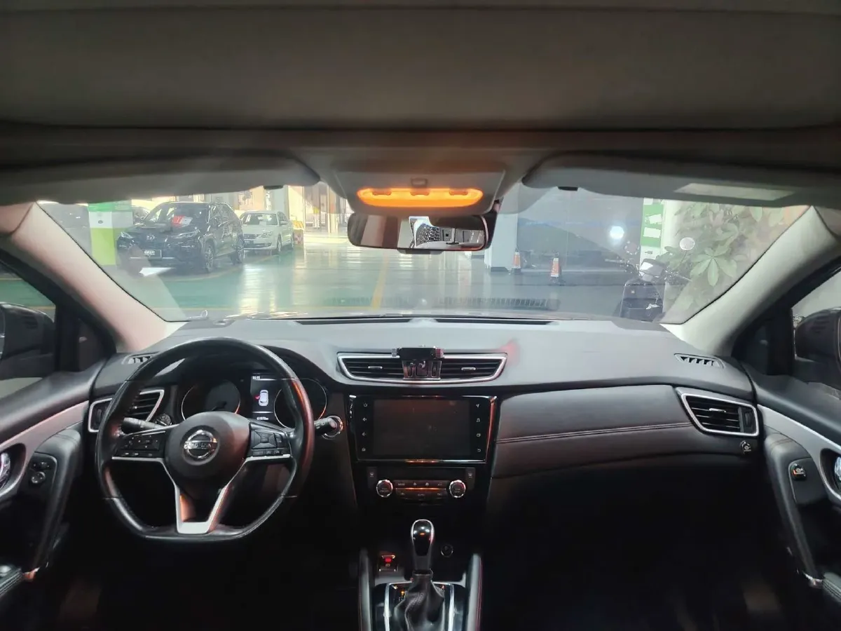 2022 Nissan Qashqai 2.0L 151HP L4 CVT,autocango,china used car exporter,china ev exporter,chinese used car exporter,chinese used ev exporter