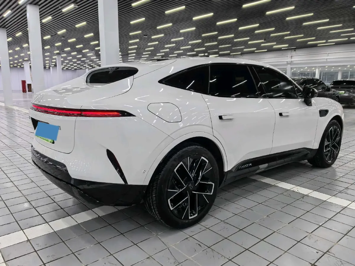 2025 Avatr 11 1.5T 156HP L4 REEV,autocango,china used car exporter,china ev exporter,chinese used car exporter,chinese used ev exporter