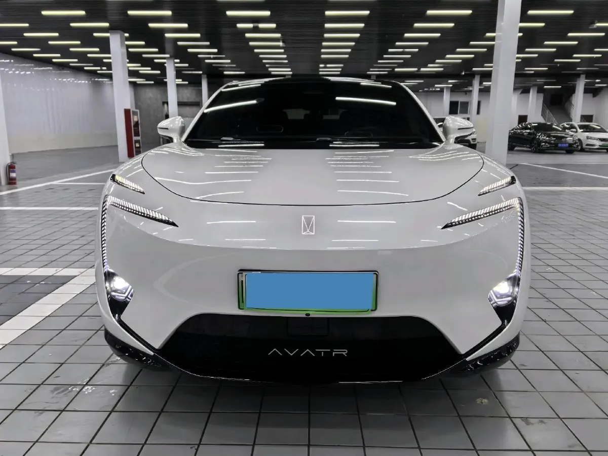 2025 Avatr 11 1.5T 156HP L4 REEV,autocango,china used car exporter,china ev exporter,chinese used car exporter,chinese used ev exporter